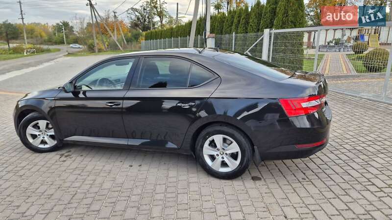 Лифтбек Skoda Superb 2016 в Львове фото 27 Лифтбек Skoda Superb 2016 в Львове