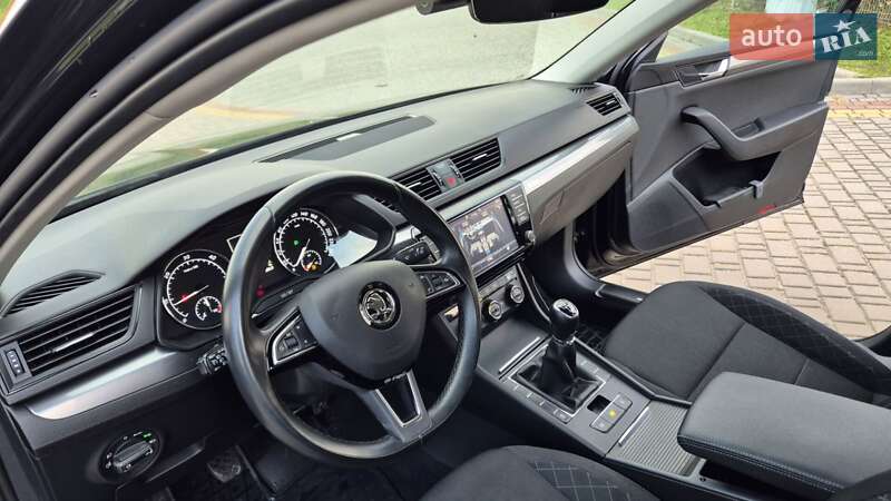 Лифтбек Skoda Superb 2016 в Львове фото 43 Лифтбек Skoda Superb 2016 в Львове