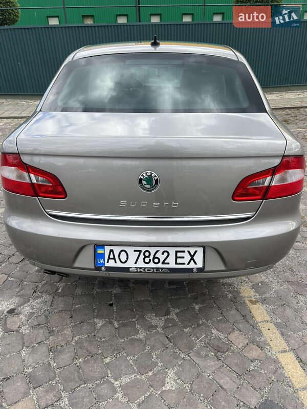Лифтбек Skoda Superb 2012 в Мукачево фото 13 Лифтбек Skoda Superb 2012 в Мукачево