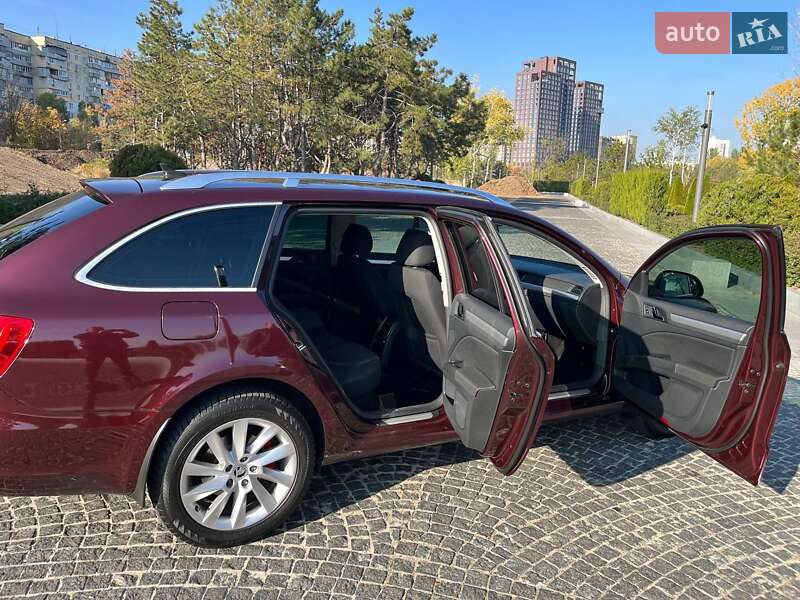 Универсал Skoda Superb 2012 в Днепре