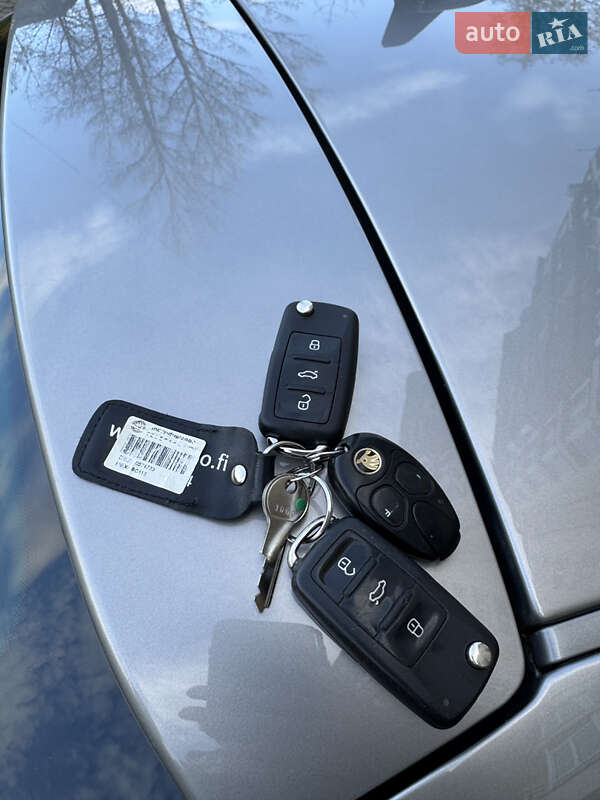 Универсал Skoda Superb 2014 в Надворной фото 44 Универсал Skoda Superb 2014 в Надворной