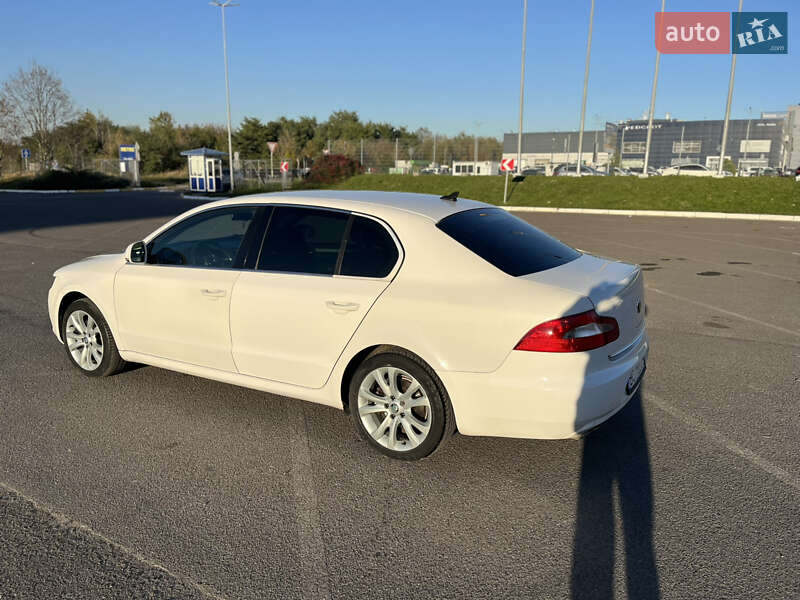 Лифтбек Skoda Superb 2011 в Львове фото 2 Лифтбек Skoda Superb 2011 в Львове