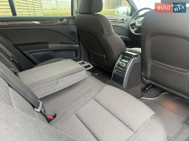 Лифтбек Skoda Superb 2013 в Киеве