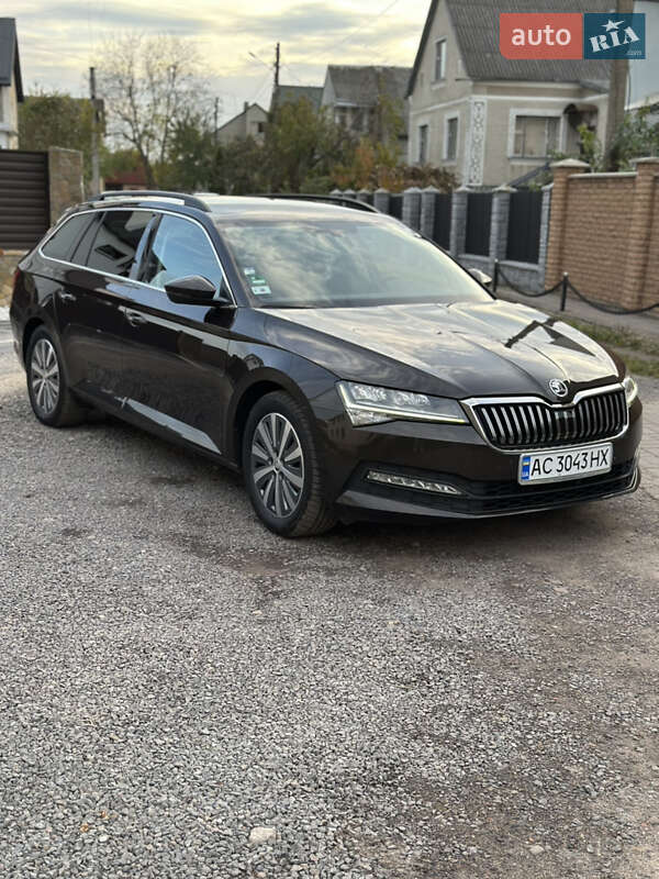 Універсал Skoda Superb 2021 в 