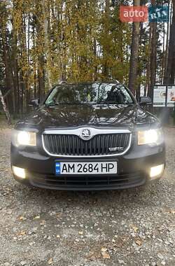 Универсал Skoda Superb 2011 в Малине