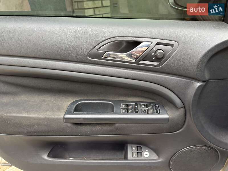 Лифтбек Skoda Superb 2008 в Запорожье фото 10 Лифтбек Skoda Superb 2008 в Запорожье