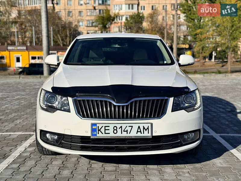 Ліфтбек Skoda Superb 2013 в Кривому Розі