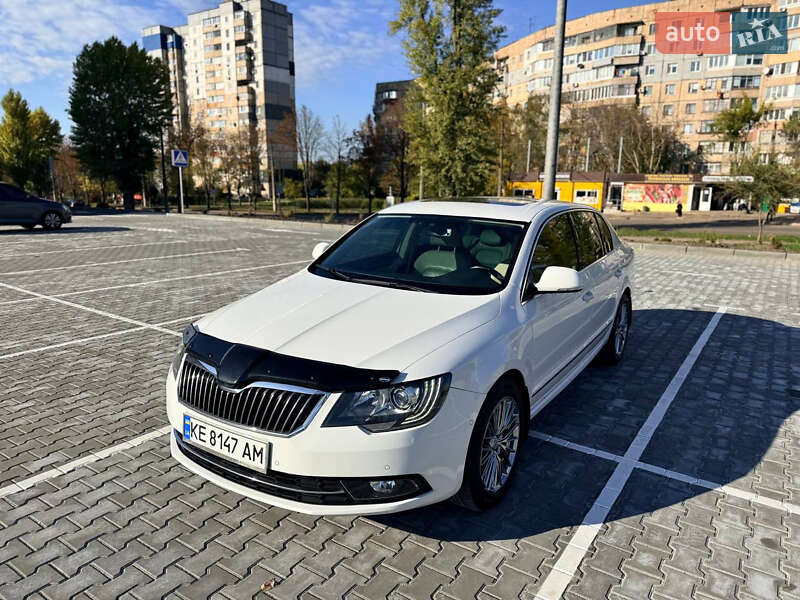 Ліфтбек Skoda Superb 2013 в Кривому Розі