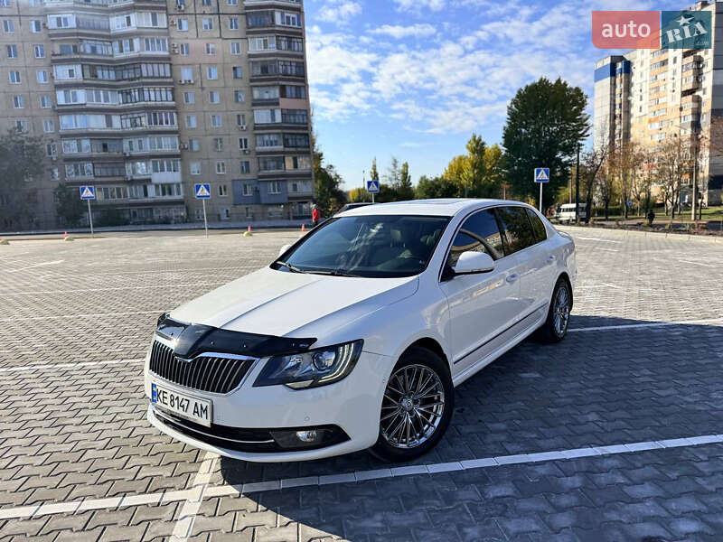Ліфтбек Skoda Superb 2013 в Кривому Розі