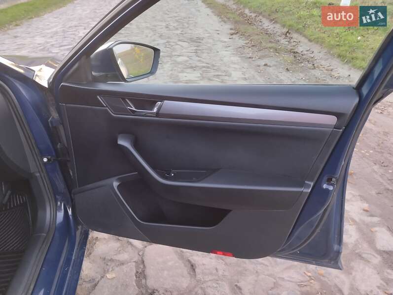 Лифтбек Skoda Superb 2017 в Дубно фото 12 Лифтбек Skoda Superb 2017 в Дубно