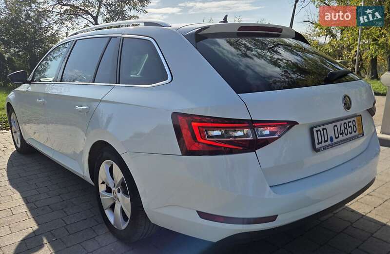 Универсал Skoda Superb 2016 в Бучаче