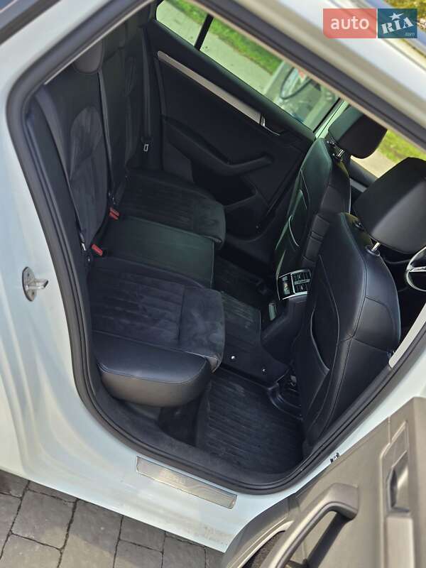 Универсал Skoda Superb 2016 в Бучаче