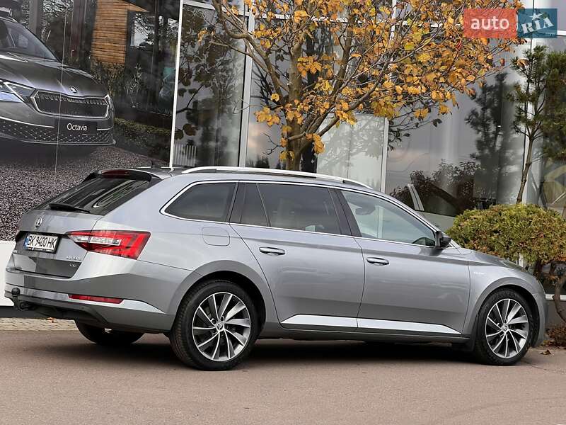 Универсал Skoda Superb 2018 в Ровно