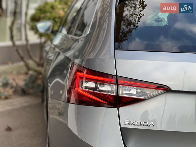 Универсал Skoda Superb 2018 в Ровно