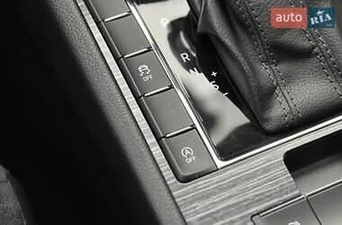 Лифтбек Skoda Superb 2020 в 