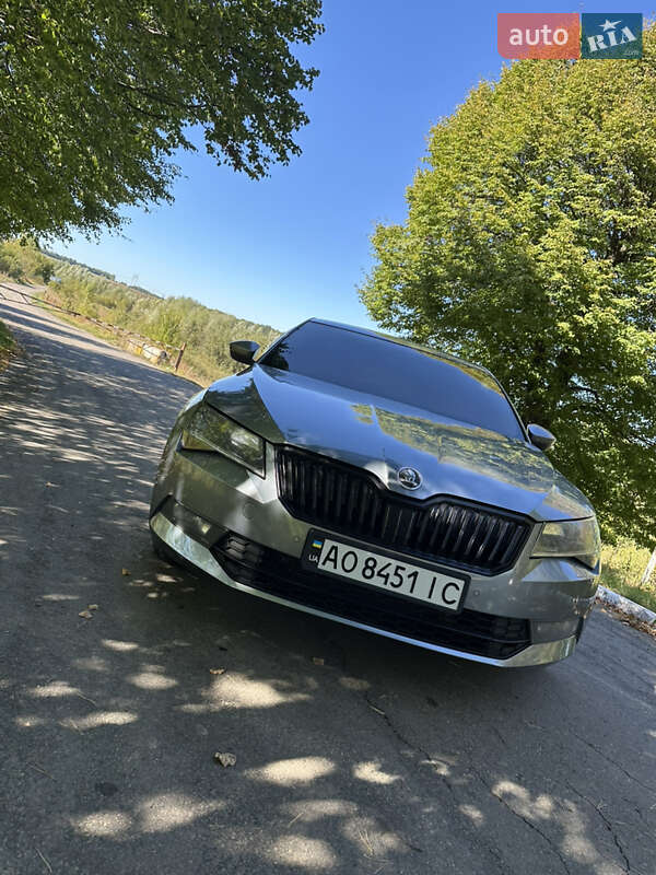 Лифтбек Skoda Superb 2017 в Виннице фото 5 Лифтбек Skoda Superb 2017 в Виннице