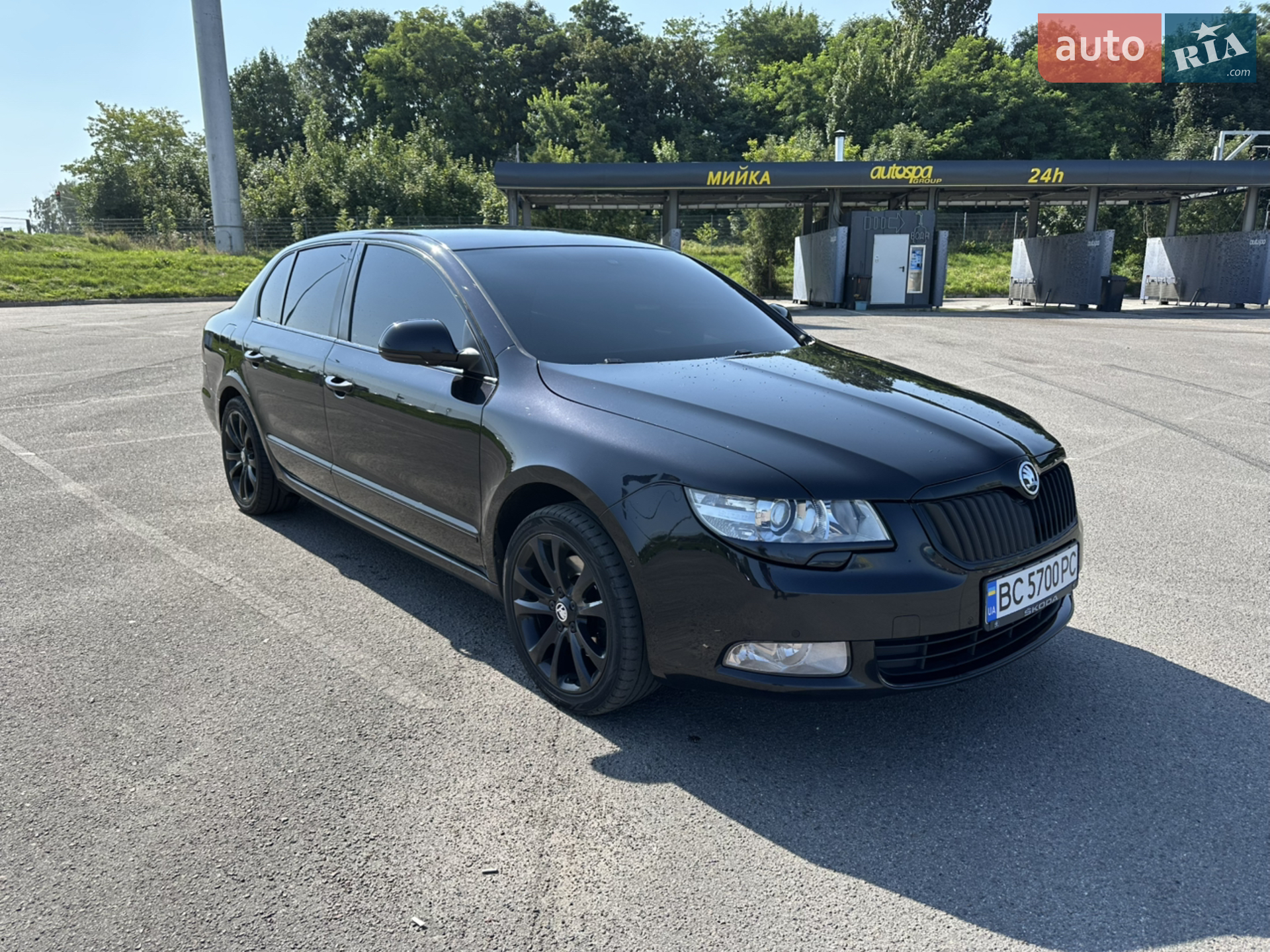 2012 Skoda Superb - мініатюра 2