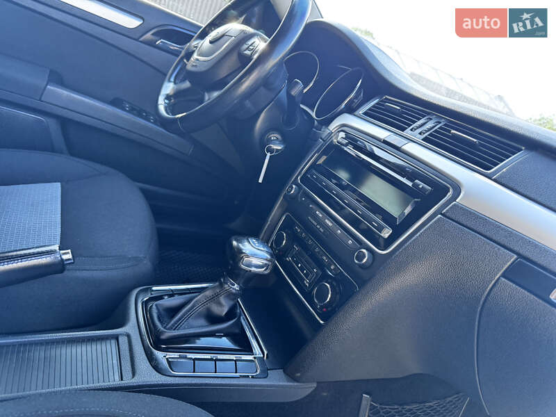 Ліфтбек Skoda Superb 2009 в Дрогобичі фото 43 Ліфтбек Skoda Superb 2009 в Дрогобичі