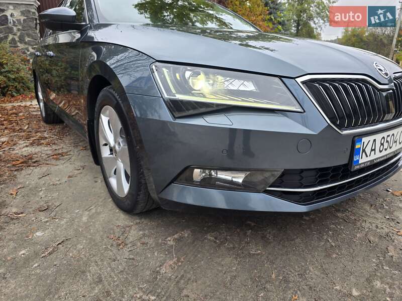 Універсал Skoda Superb 2015 в Києві фото 28 Універсал Skoda Superb 2015 в Києві