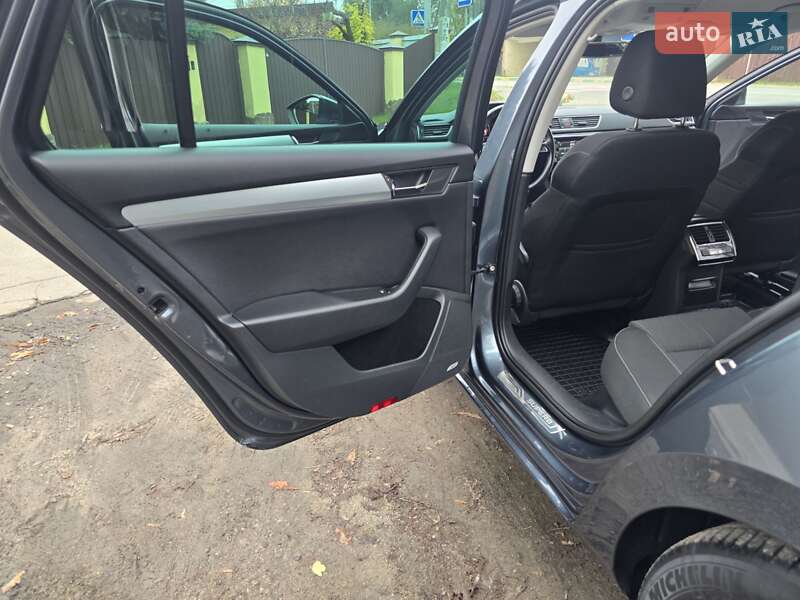 Універсал Skoda Superb 2015 в Києві фото 54 Універсал Skoda Superb 2015 в Києві