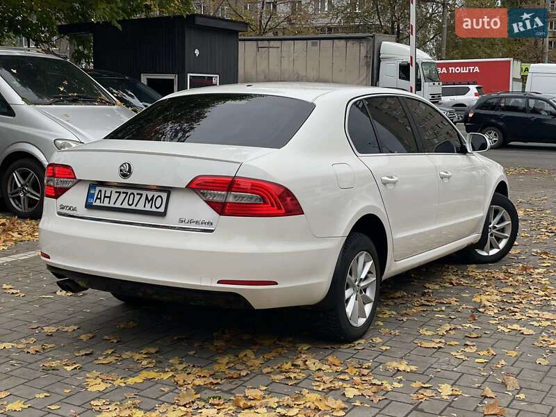 Лифтбек Skoda Superb 2013 в Днепре фото 4 Лифтбек Skoda Superb 2013 в Днепре