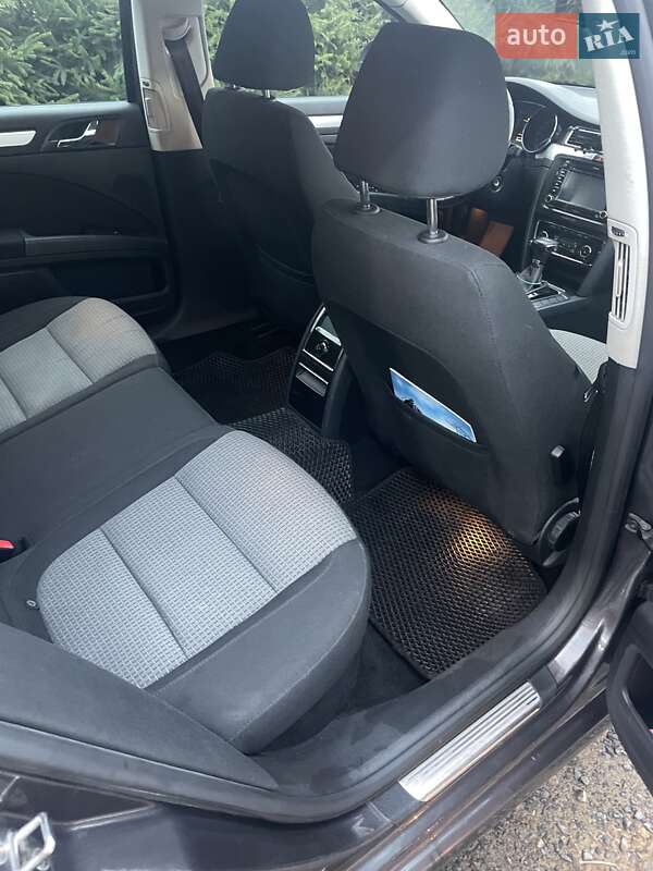 Универсал Skoda Superb 2011 в Ужгороде фото 15 Универсал Skoda Superb 2011 в Ужгороде