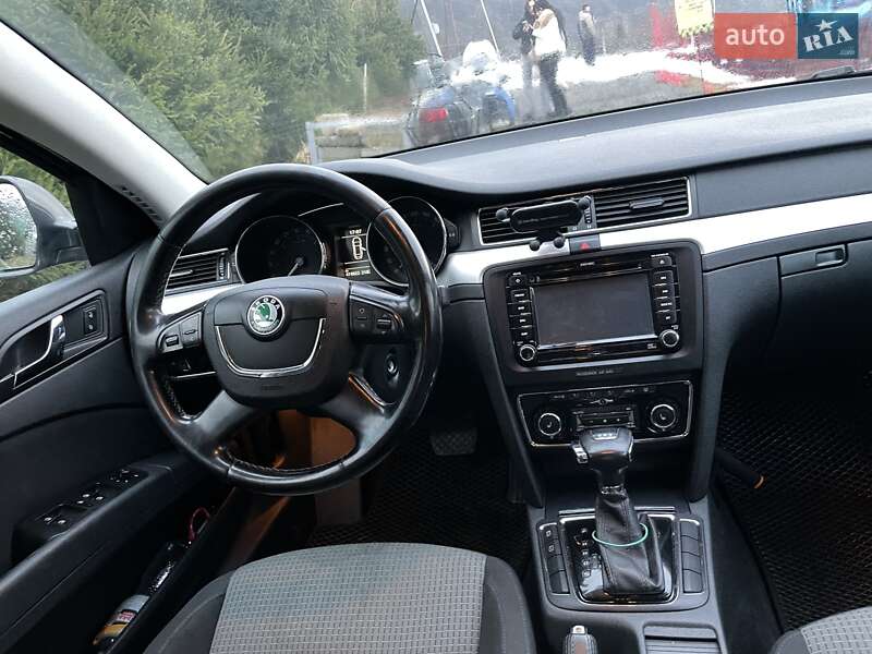 Универсал Skoda Superb 2011 в Ужгороде фото 20 Универсал Skoda Superb 2011 в Ужгороде