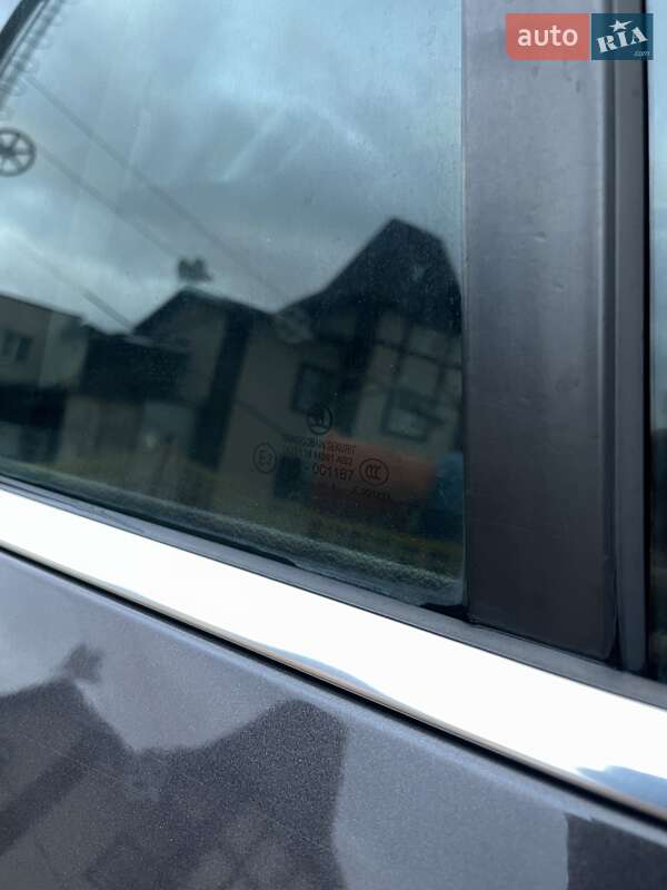 Универсал Skoda Superb 2011 в Ужгороде фото 36 Универсал Skoda Superb 2011 в Ужгороде