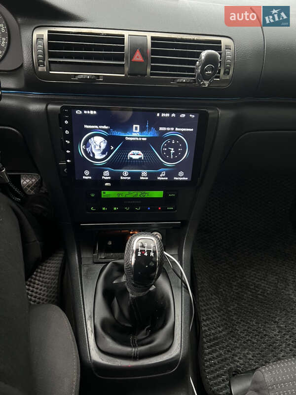 Ліфтбек Skoda Superb 2006 в Дніпрі