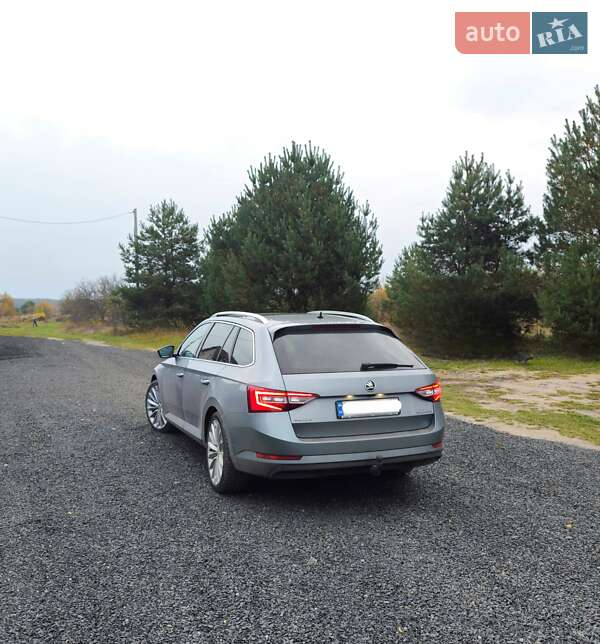 Універсал Skoda Superb 2019 в Костопілі