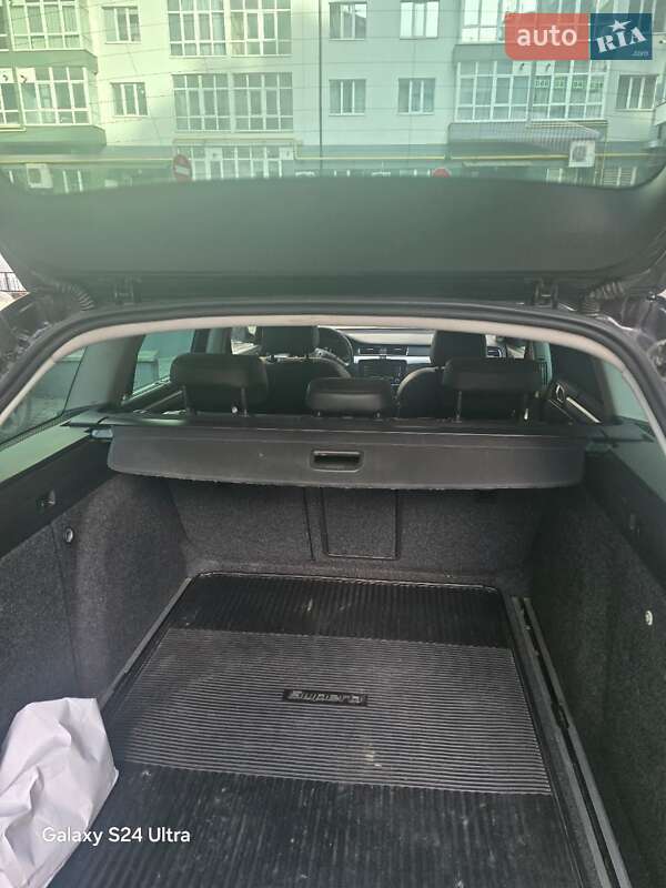 Універсал Skoda Superb 2012 в Івано-Франківську