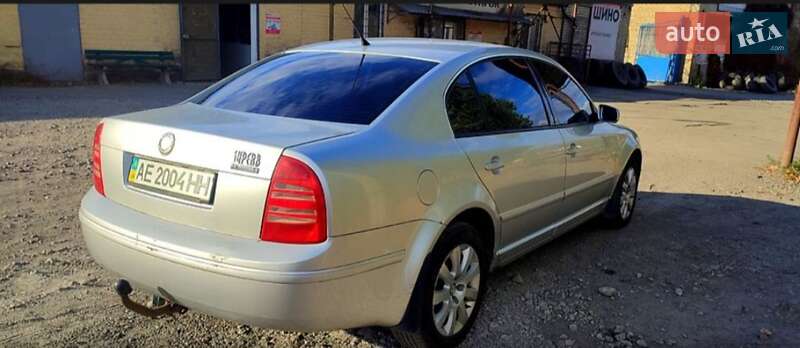 Лифтбек Skoda Superb 2004 в Днепре фото Лифтбек Skoda Superb 2004 в Днепре