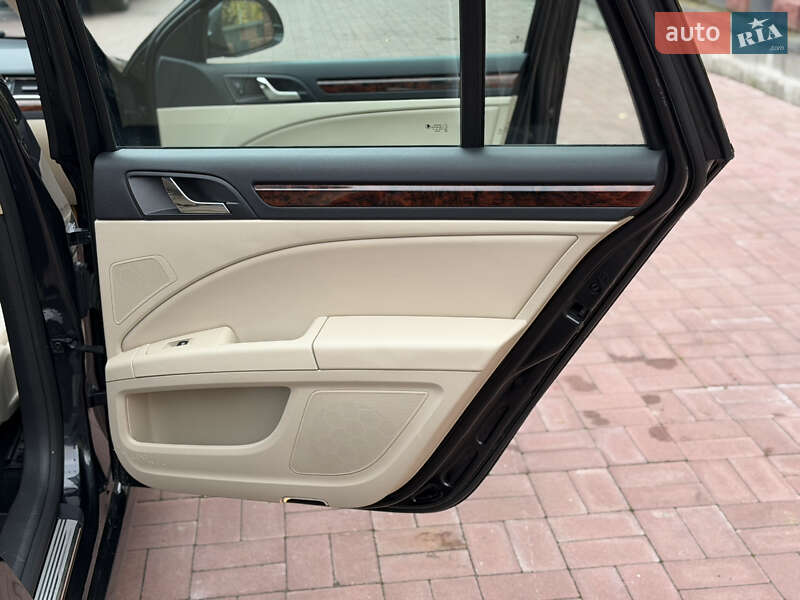 Універсал Skoda Superb 2012 в Рівному