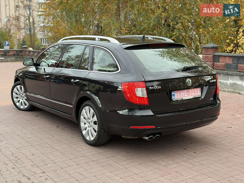 Універсал Skoda Superb 2012 в Рівному