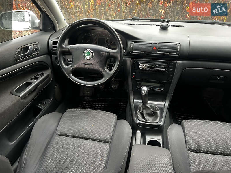 Ліфтбек Skoda Superb 2004 в Вінниці