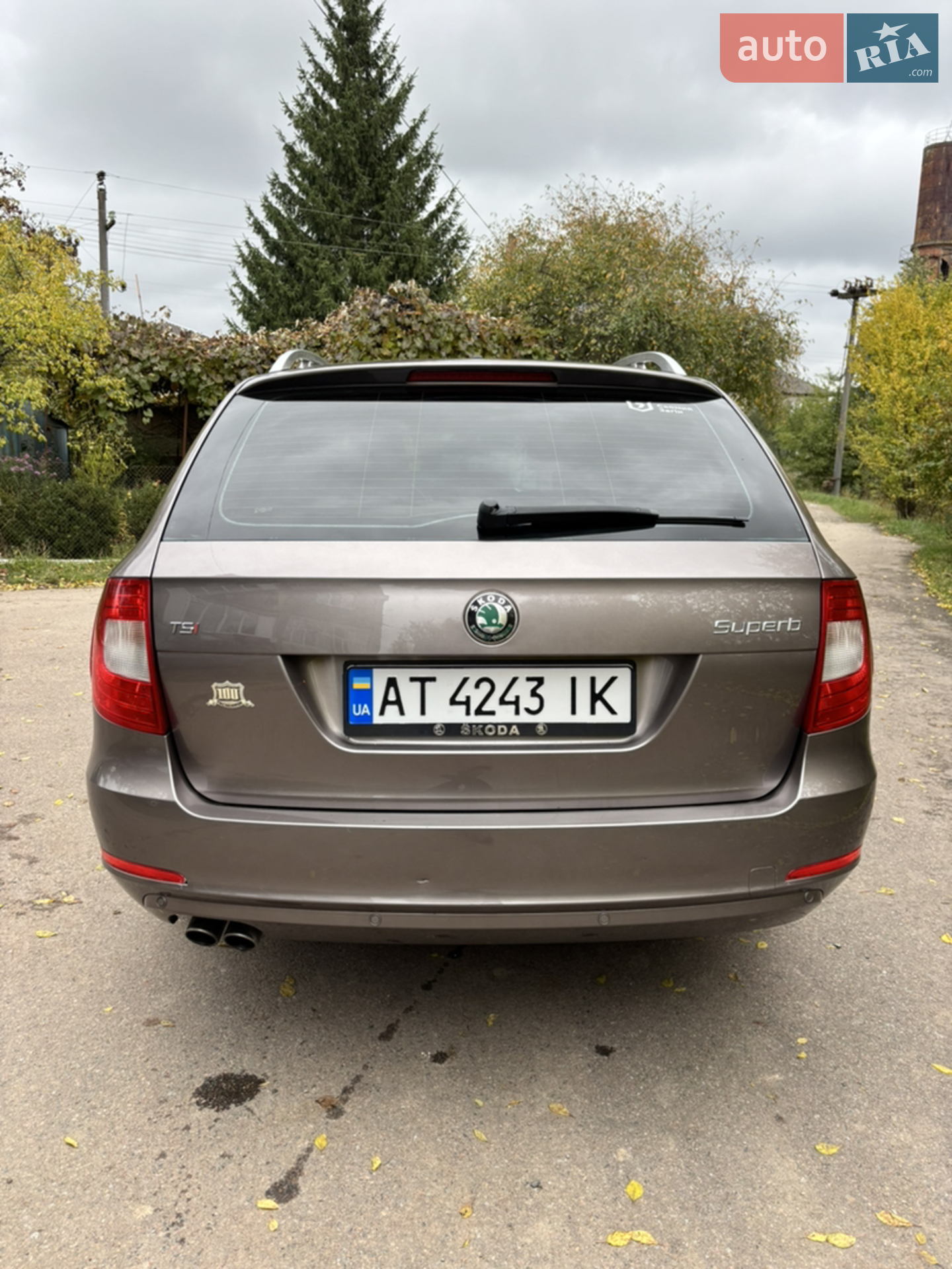2010 Skoda Superb - мініатюра 7