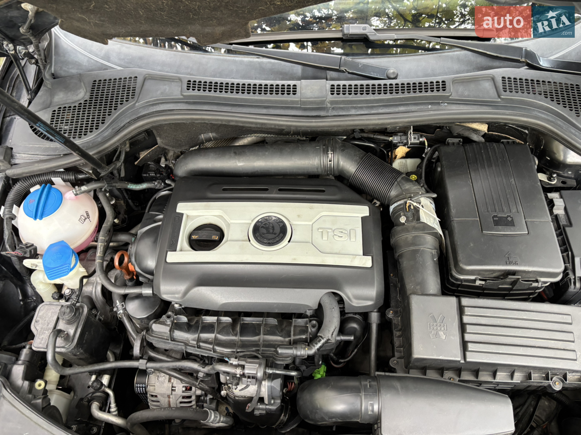 2010 Skoda Superb - мініатюра 25