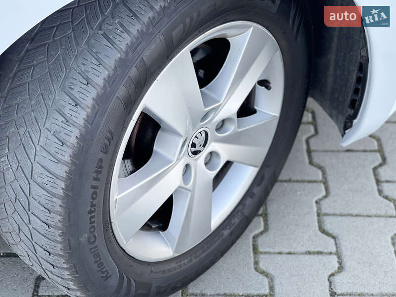 Универсал Skoda Superb 2017 в Нововолынске фото 15 Универсал Skoda Superb 2017 в Нововолынске