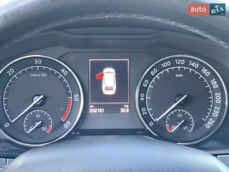 Универсал Skoda Superb 2017 в Нововолынске фото 25 Универсал Skoda Superb 2017 в Нововолынске