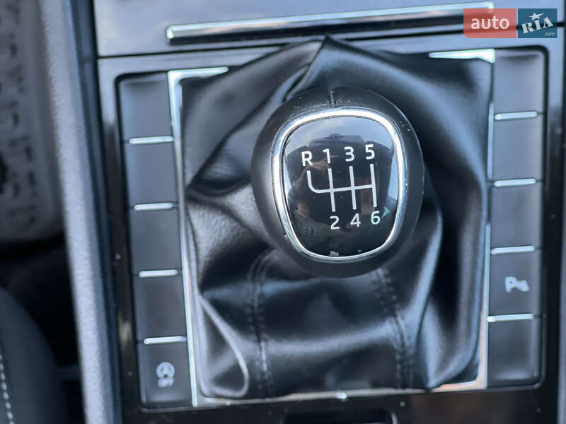 Универсал Skoda Superb 2017 в Нововолынске фото 34 Универсал Skoda Superb 2017 в Нововолынске