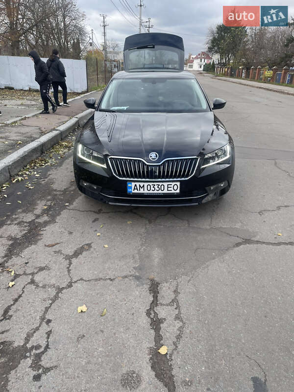 Лифтбек Skoda Superb 2017 в Житомире фото 6 Лифтбек Skoda Superb 2017 в Житомире