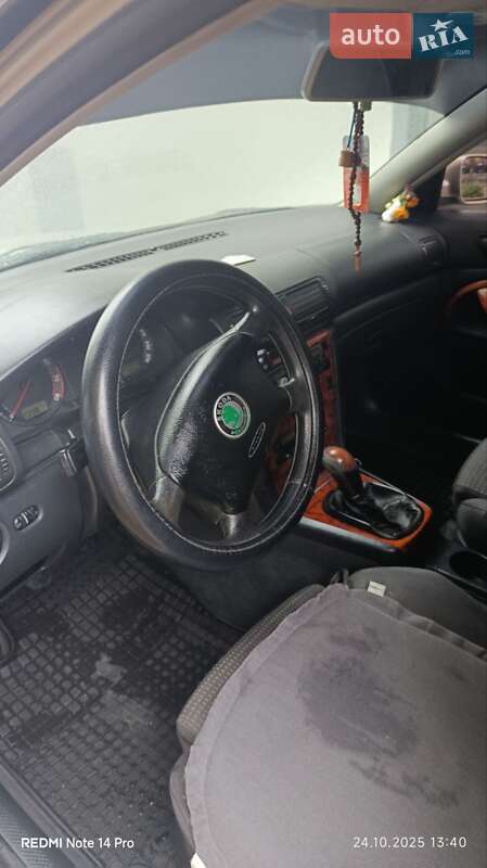 Ліфтбек Skoda Superb 2004 в Ужгороді фото 3 Ліфтбек Skoda Superb 2004 в Ужгороді