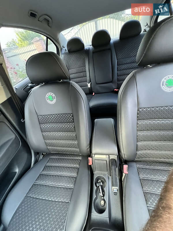 Ліфтбек Skoda Superb 2005 в Чечельнику фото 12 Ліфтбек Skoda Superb 2005 в Чечельнику