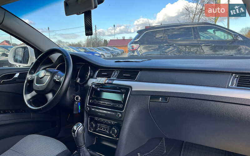 Ліфтбек Skoda Superb 2012 в Коломиї