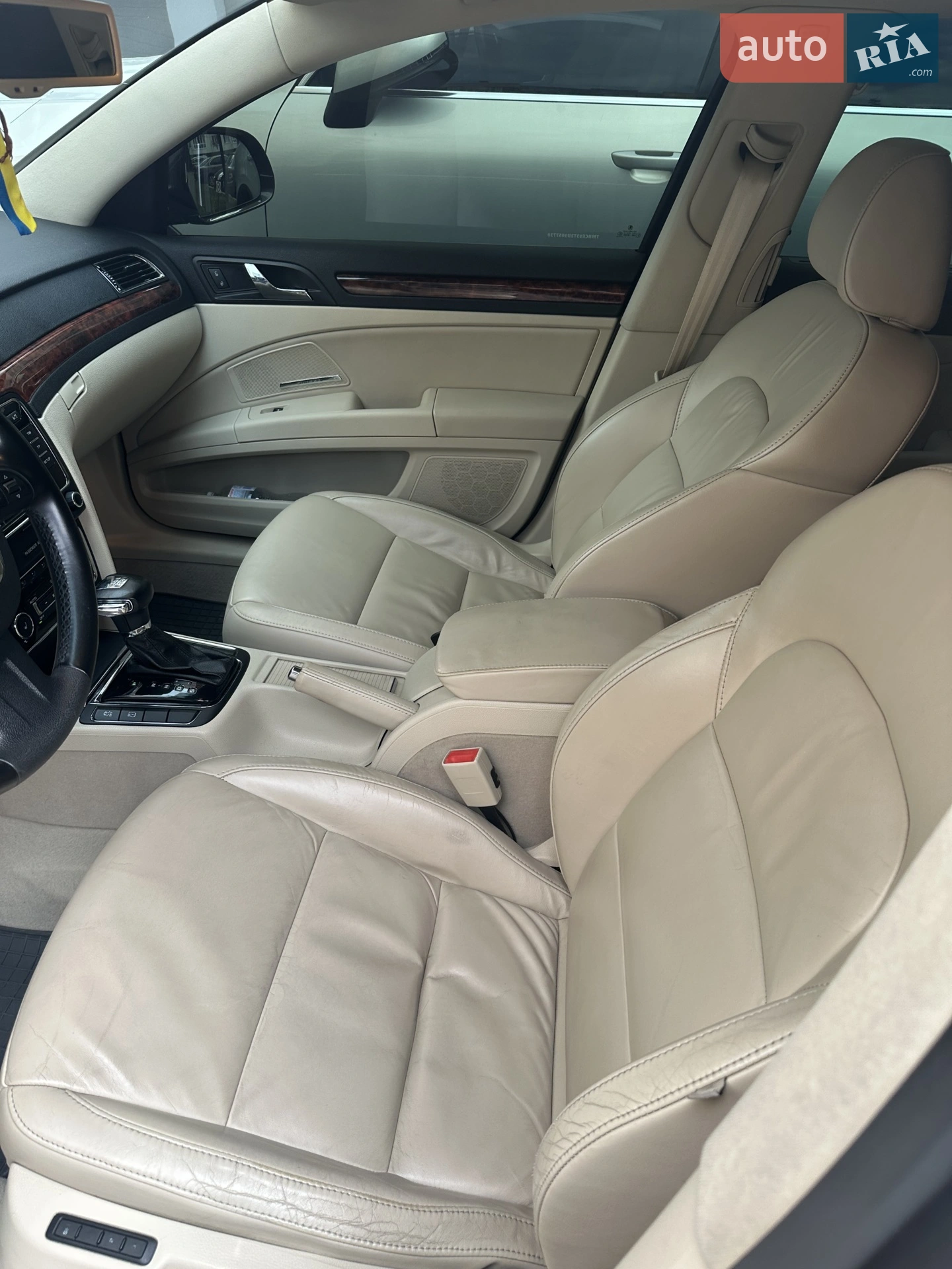 2011 Skoda Superb - мініатюра 15