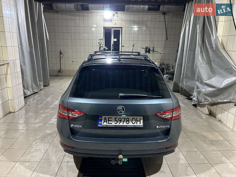 Универсал Skoda Superb 2016 в Кривом Роге