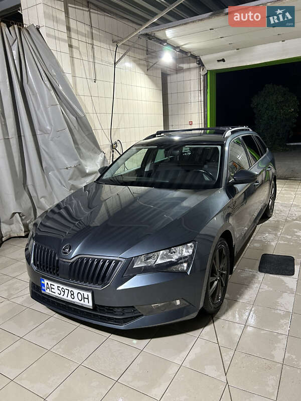Универсал Skoda Superb 2016 в Кривом Роге