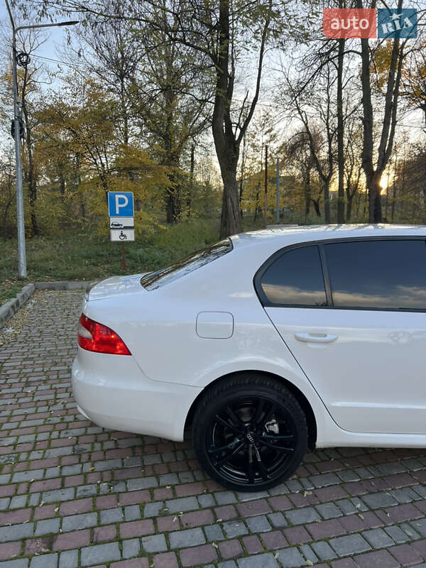 Ліфтбек Skoda Superb 2011 в Ладижині фото 2 Ліфтбек Skoda Superb 2011 в Ладижині