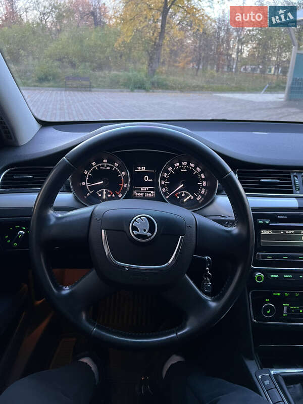 Ліфтбек Skoda Superb 2011 в Ладижині фото 13 Ліфтбек Skoda Superb 2011 в Ладижині