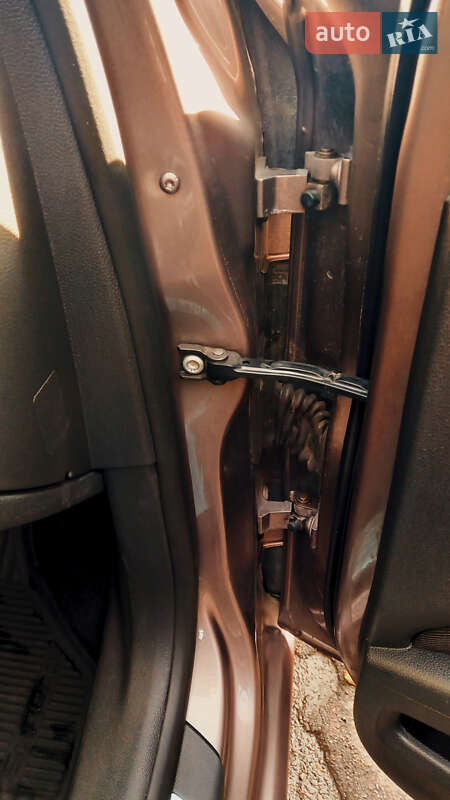 Універсал Skoda Superb 2014 в Києві